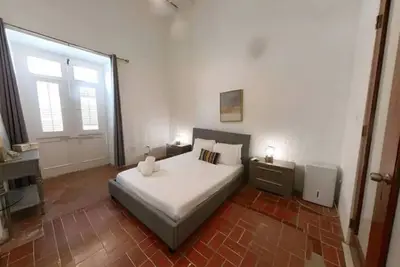 Image de Colonial 3bd Balcony view  Cc2a New