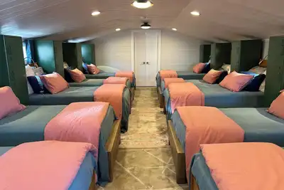 Image de Fun Bunkhouse with 10 beds, full kitchen, and WiFi, Ac in Historic Concho