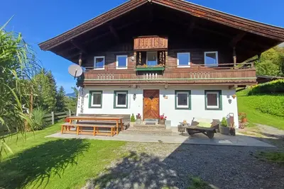 Image de Maison de vacances 'Lemberger' avec vue sur les montagnes, terrasse privée et Wi-Fi
