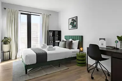 Image de Free Parking+Chic Family Retreat | 30Min to Nyc