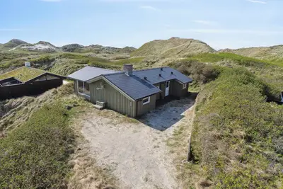 Image de Front row to the North Sea in modern house