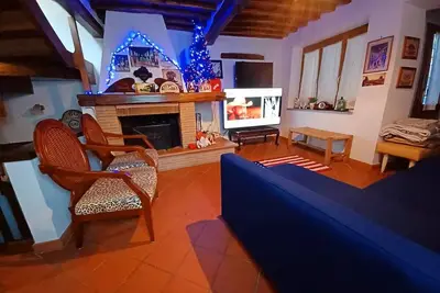 Image de Three-story villa with garden and olive grove at the complete disposal of guests