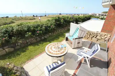 Image de Lovingly furnished vacation apartment with two bathrooms - right on the promenade