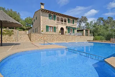 Image de Capellet - belle maison en pierre avec piscine privée