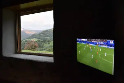 Image de Grange typique aménagé, vue imprenable sur le pic du midi et les Pyrénées