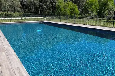 Image de Confortable T3 récent avec Terrasse sud de 15m²  - Clim Piscine Parking