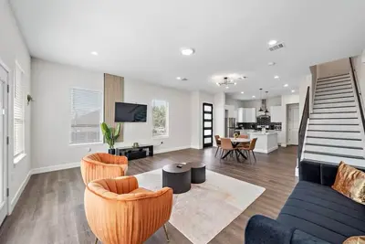 Image de Charming 3-bedroom house in wonderful Houston with WiFi, Ac