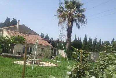 Image de Gite en Provence climatisé, cloturé, tout confort proche des commerces.