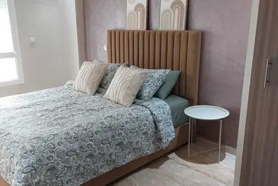 Image de Appartement remis à neuf – Photos à venir – Réservations bientôt disponibles