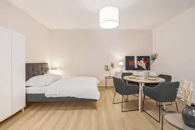 Image de guest favorite  quite retreat  walk to center