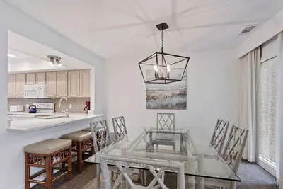 Image de 2890 - Sleeps 8, Fairway + Lagoon Views + Pool
