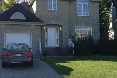 Image de *New*Entire Home Spacious 3bed | 25mins 2dt