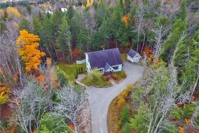 Image de Large House w/ Private Yard & Fire Pit, Walk to Sunday River