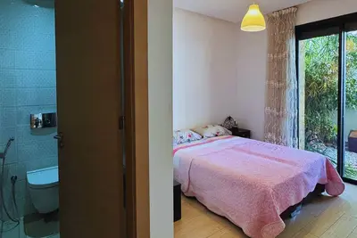 Image de Villa de Luxe avec Piscine près de la Plage