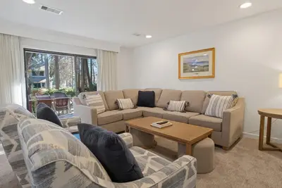 Image de 2871 - Sleeps 8, Mins to Harbour Town, Pool & Bbq