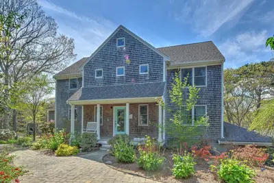 Image de 28 Parsons- New Listing! 5-Bedroom home in charming East Falmouth, pet-friendly!