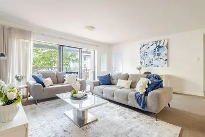 Image de Perth City Stay | 2br w/ Pool, Gym, Parking | Walk to Quay, Kings Park, Pcec