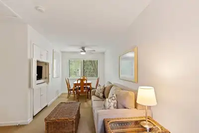Image de 2873 - Swallowtail, Sea Pines, Lagoon Views + Pool