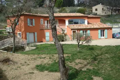 Image de Villa provencal familial tout confort avec piscine Ă callas dans le var pour 12p