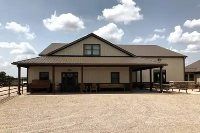 Image de Charming 3-bedroom house at Heartland Farms in Bourbon, Mo