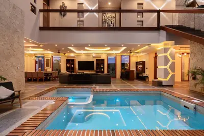 Image de Wayak Luxury! 5br Private Pool & Gym, 24/7Security