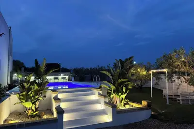 Image de The abode of the olive trees