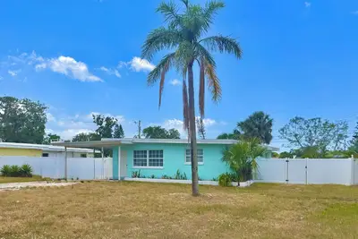 Image de Charming 2-bedroom house in Largo-Walk to Indian Rocks Beach!