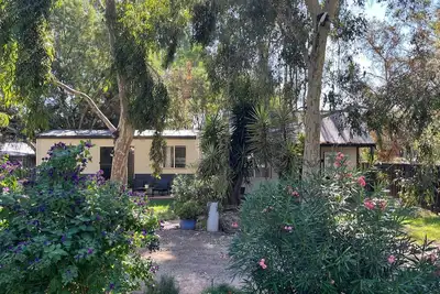 Image de The shack located 5 minutes drive from Yarrawonga township