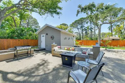 Image de 2 Mi to Beach: Hideaway w/ Shared Pool in St Pete!