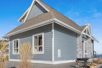 Image de Stylish lakeview cottage at La Casa Lakeside Resort!