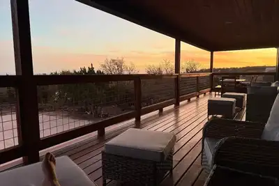 Image de Luxury Barndominium by Mo’s Trading Post