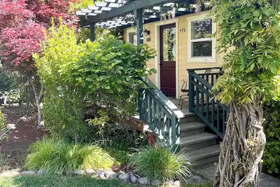 Image de Abbott'S Cottages- Duck cottage. 1 bedroom/1 bath, walking distance to downtown!