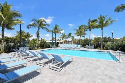 Image de Luxury 2 bed/2 bath in the heart of Historic Downtown Stuart