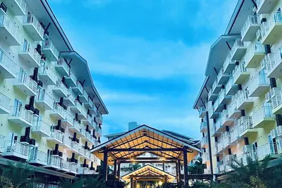 Image de Home-feel unit near Airport. Safe and Secure. Perfect for a staycation/lay-over