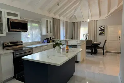 Image de Modern 3-bedroom house in a gated community, free WiFi in beautiful St Ann's Bay