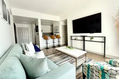 Image de Spacious 4-bedroom apartment with fitness room, WiFi in delightful Charlotte