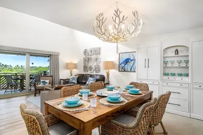 Image de 🏖️2bd + Loft! | Golf Course View | Concierge Included