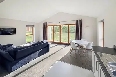 Image de 2 chambres à coucher à Ancaster