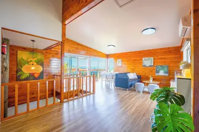 Image de Spacious 2-Bedroom with Stunning Balcony Views (Shared Amentities)