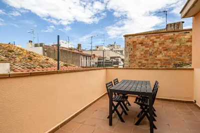 Image de Appartement avec terrasse à 100m plage commerces