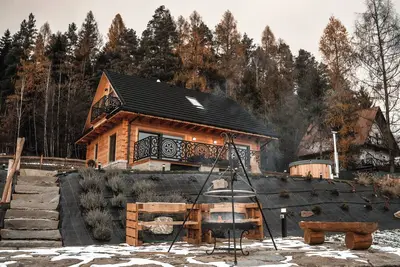 Image de Cozy cottage in modern highland style with fireplace, hot tub and large garden