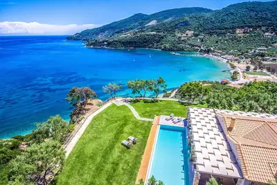 Image de 300m to the Beach / Private Heated Pool / Outdoor Bar  / Near to Top Attractions