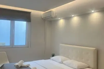Image de Purple- Lux studio 2 from metro Petralona