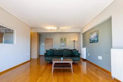 Image de Petralona dazzling top floor 2bd Ap