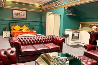 Image de Stunning Villa with Secluded Garden - Sleeps 10 - ideal for Groups & Families