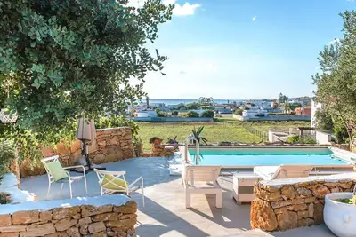 Image de Villa à Maruggio avec 3 chambres à coucher, 6 couchages
