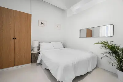 Image de Villa Nova  Tu pausa minimalista en medio de todo.