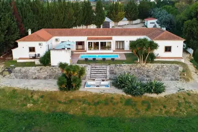 Image de Santarém Private Pool Sauna&Gym Villa