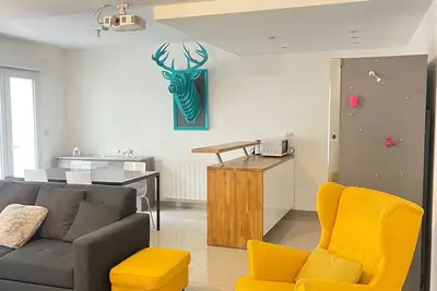 Image de ÉCU : Superbe appartement avec extérieur