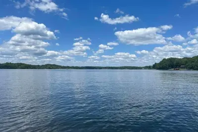 Image de Beautiful 2bd, 2 ba Oasis -WiFi, Ac, lake access with private boat slip & launch